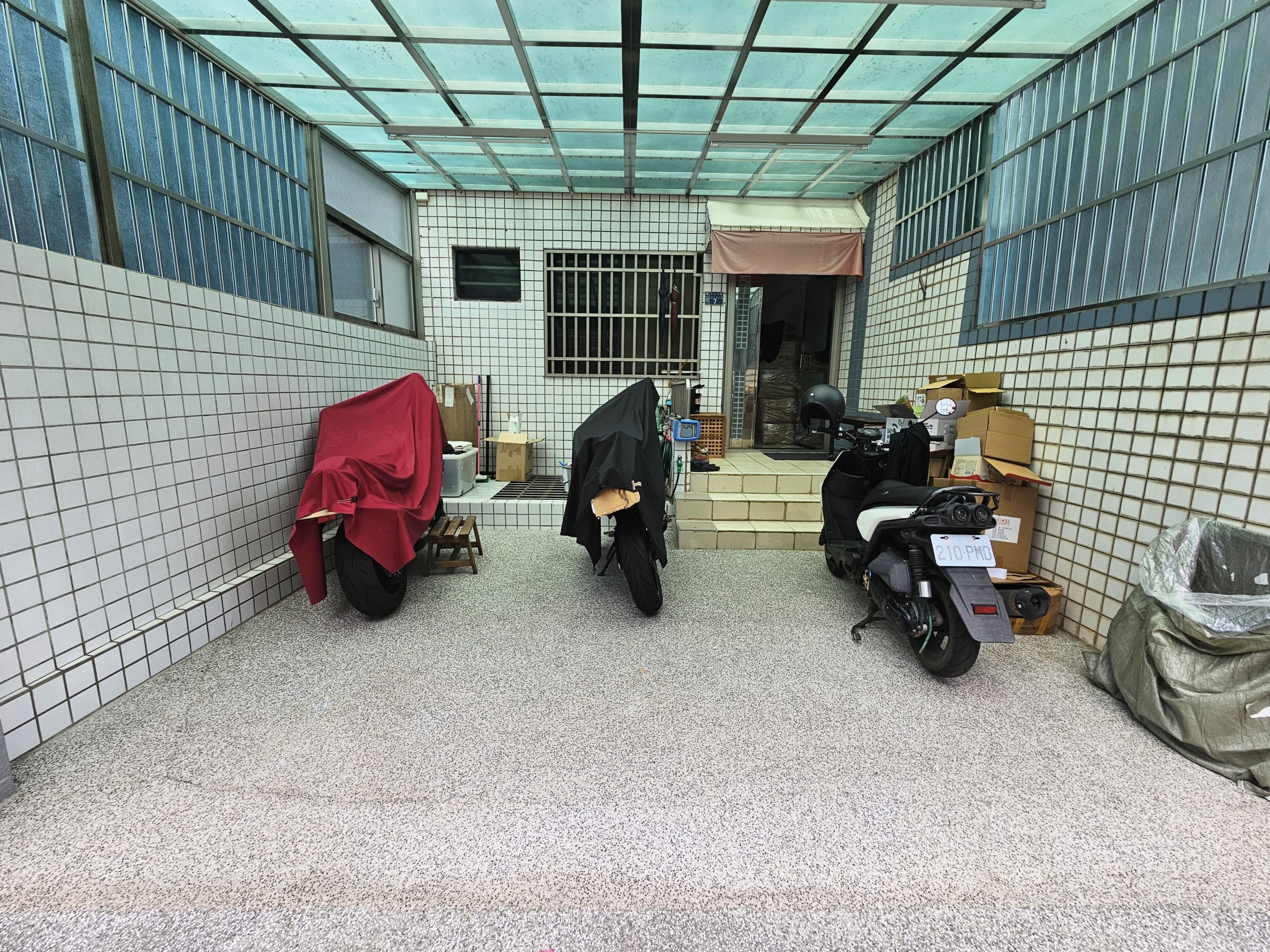 🏡~專~A8環球英格蘭邊間庭院三房車:圖片 3